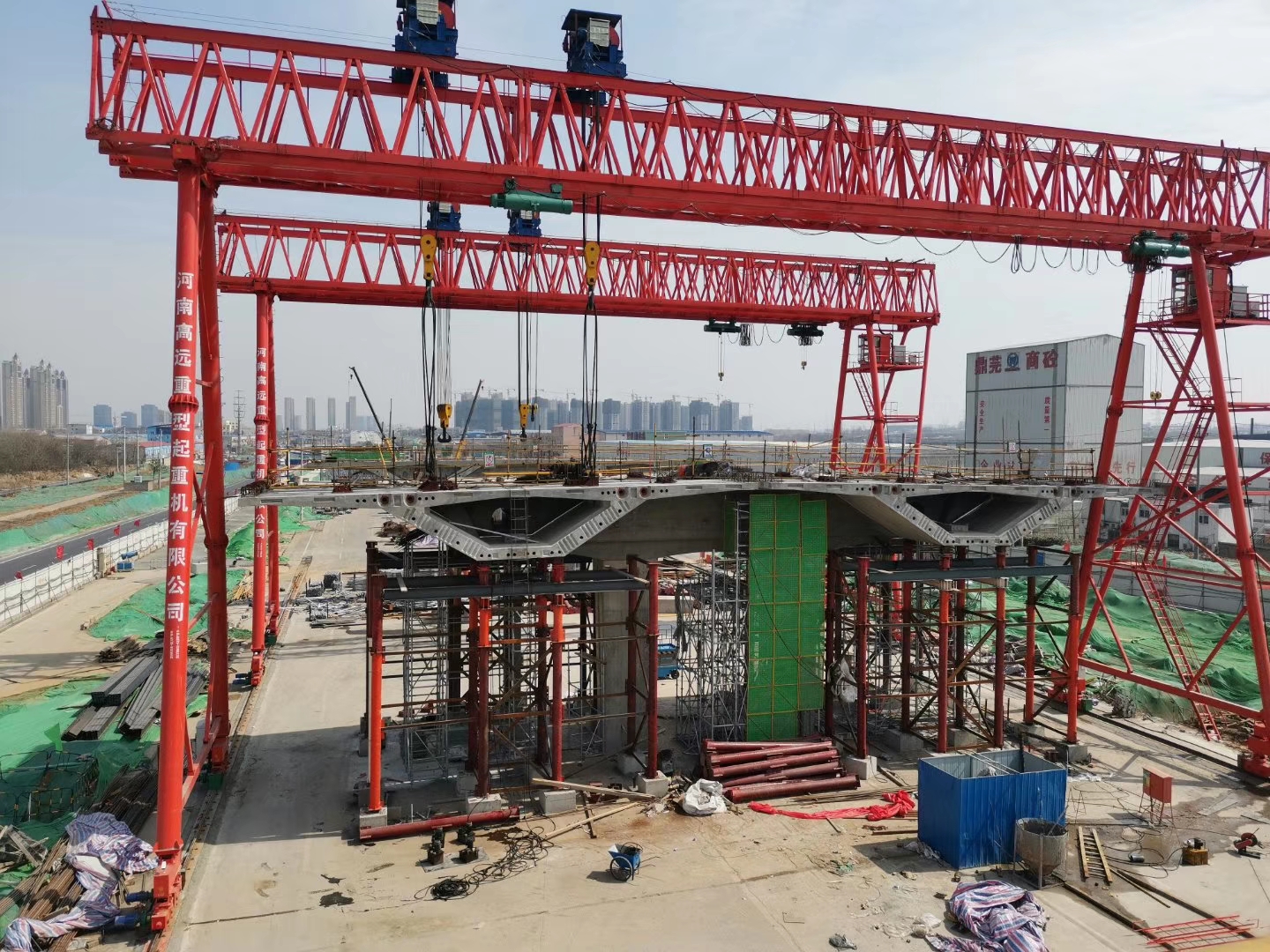 郑州市政工程集团南四环项目，ME100+100t-57m-20m-2台，ME100+100t-44m-20m-2台，