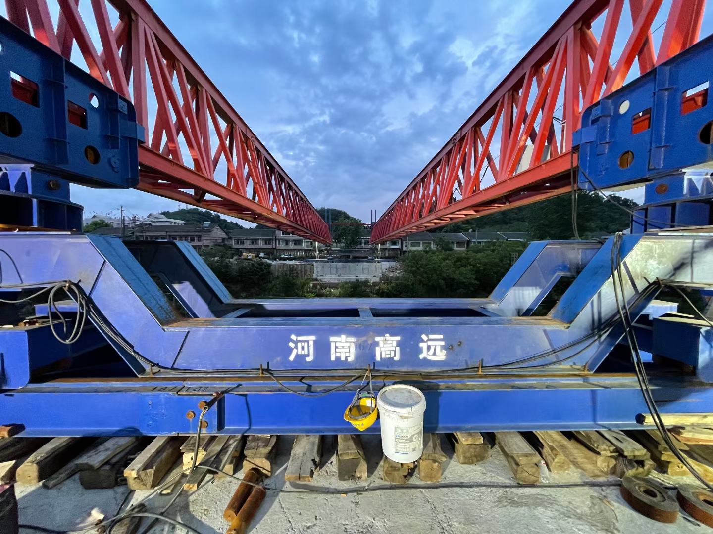 架桥机要先调试在使用