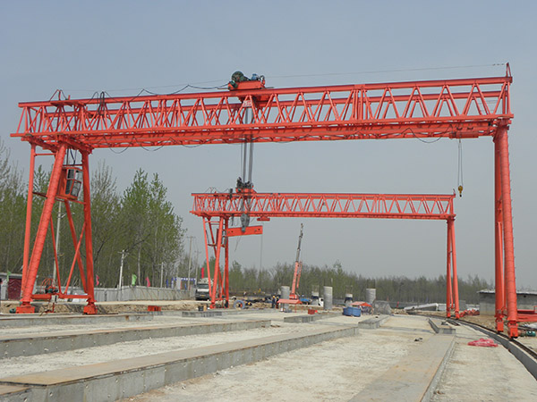 龙门吊轨道发生裂纹的原因是什么?那我们该怎么解决维护？