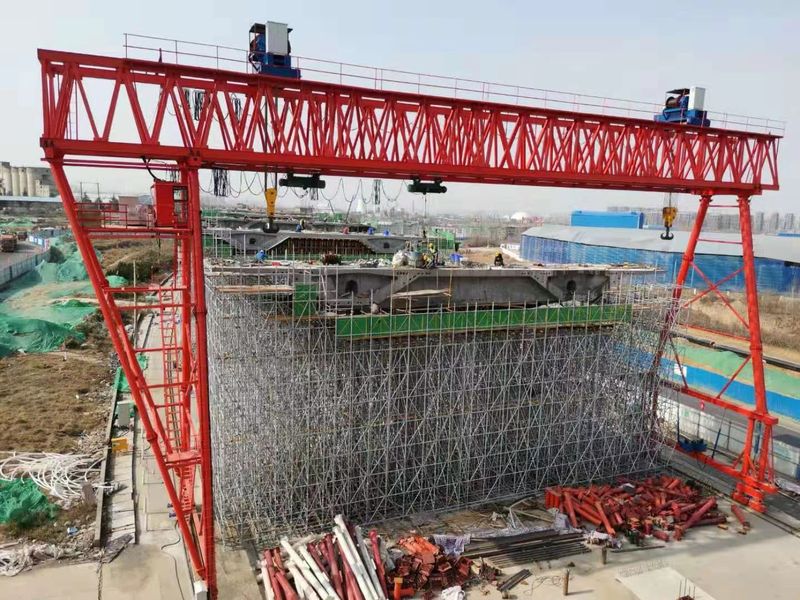 ME100T+100-10T-46M-20M龙门吊